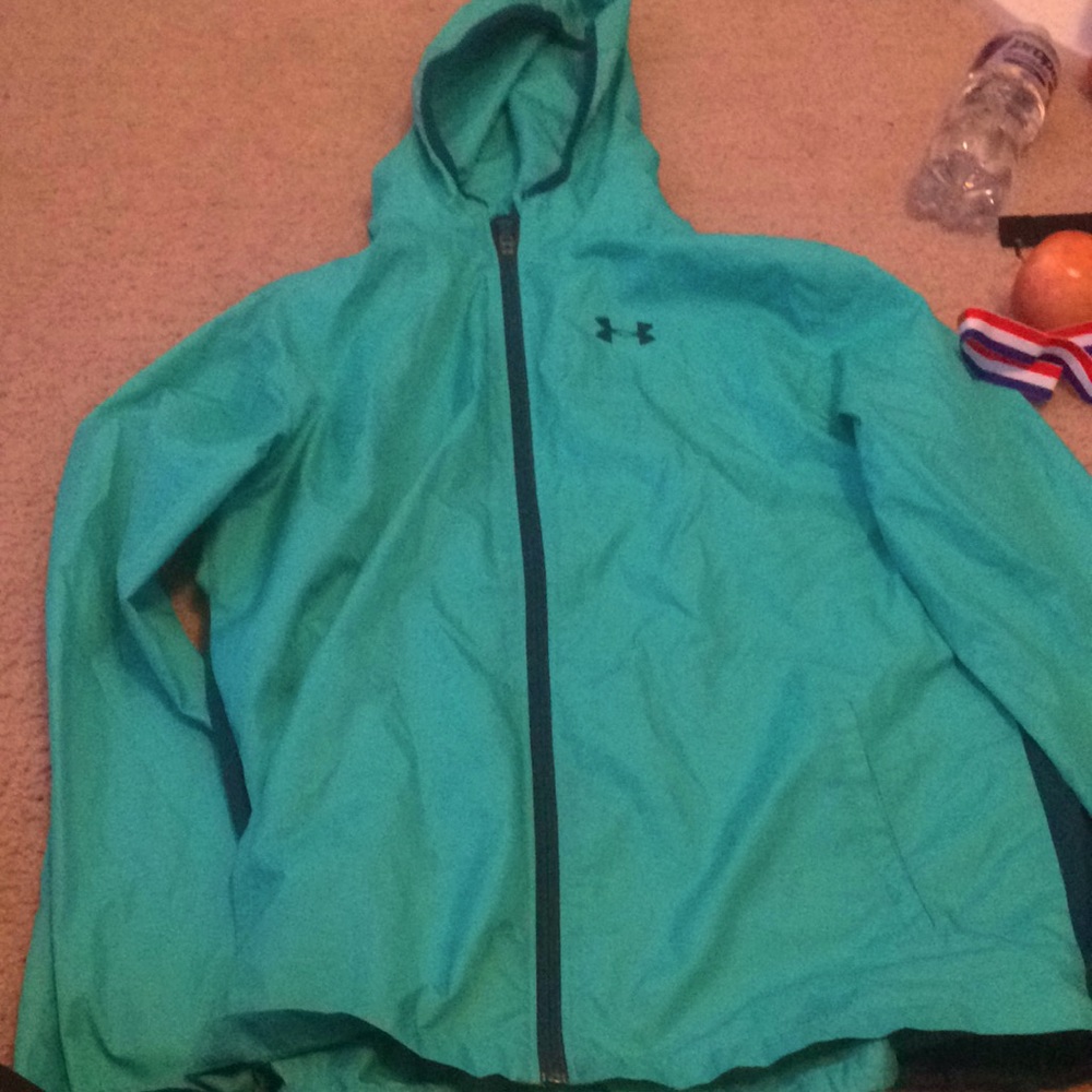 Under Armour Windbreaker